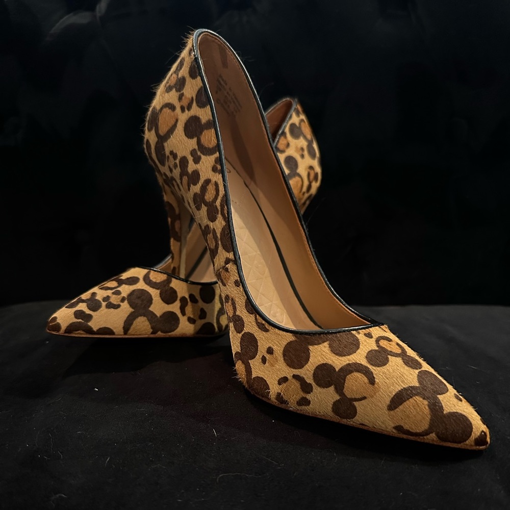 NWT Limited Edition Disney Aldo heels